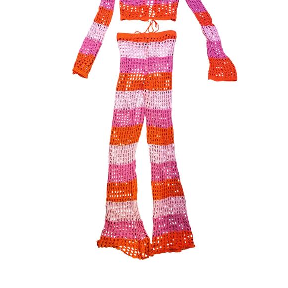 PrettyLittleThing Women’s 70s-Inspired Crochet Two-Piece Set Size XS - Picture 7 of 7